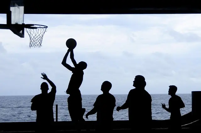Le handball sur sable : Règles et techniques à maîtriser