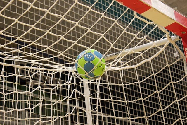 Les meilleures techniques de tir au handball pour exceller